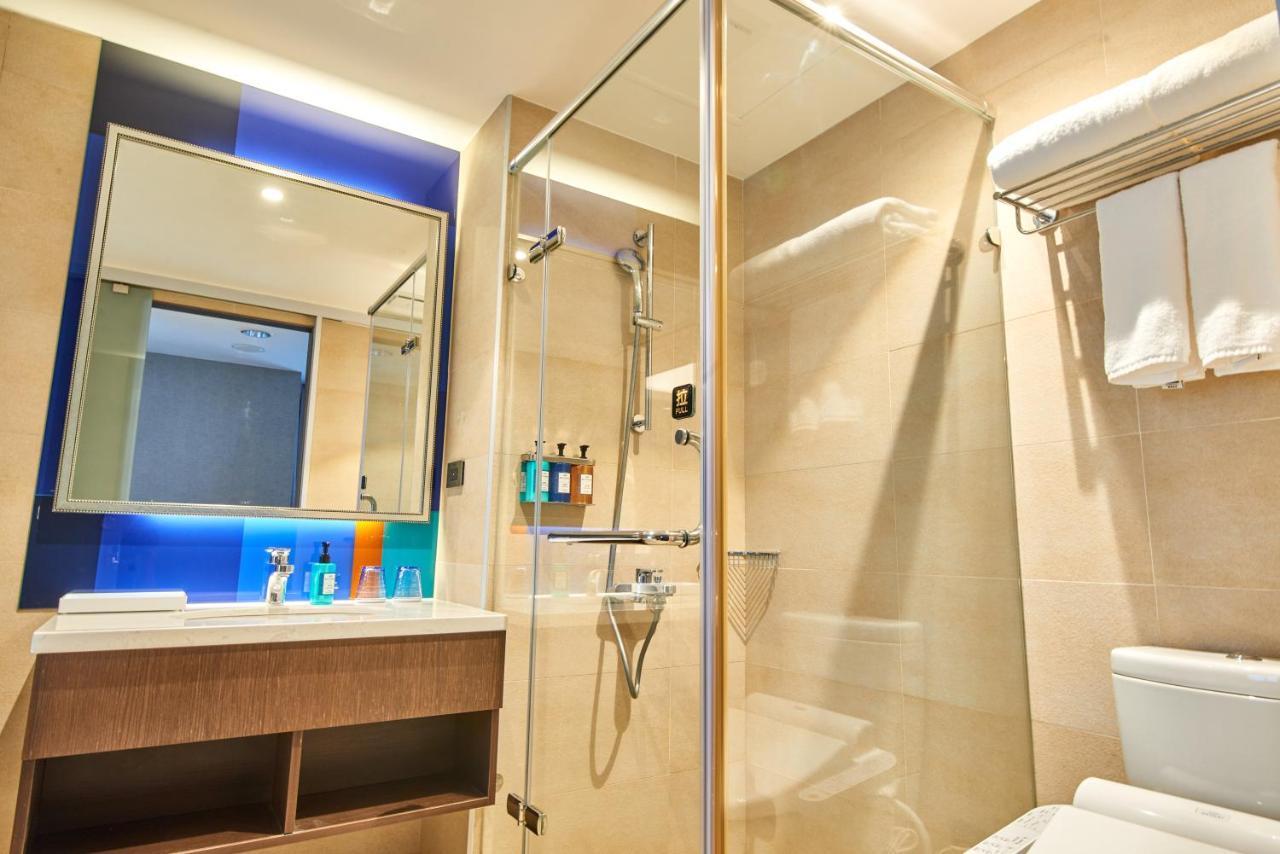 Holiday Inn Express Kaohsiung Love River By Ihg Exteriér fotografie